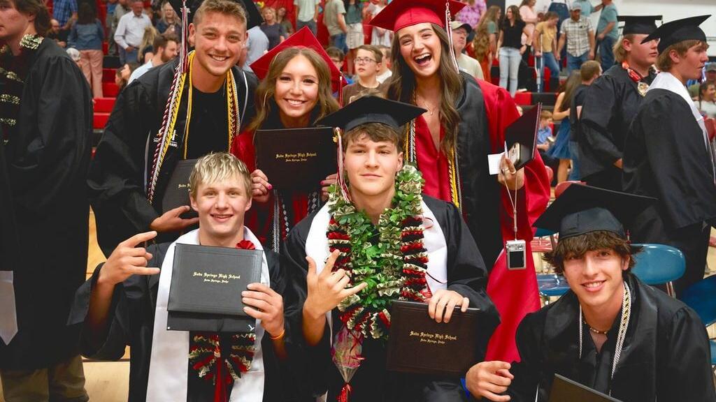 Photos of Soda Springs High School's Class of 2025 graduation ceremony